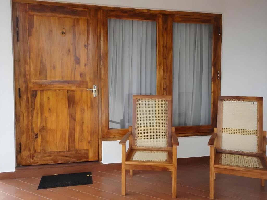 Naaval Hotel Batticaloa Exterior foto