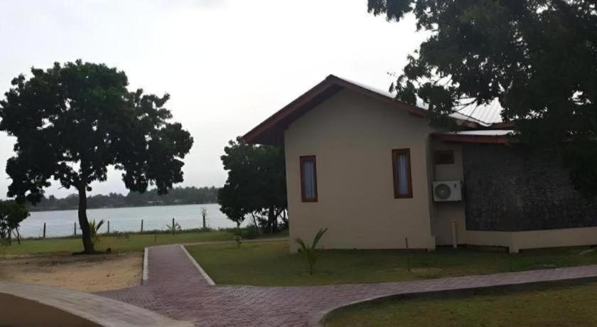Naaval Hotel Batticaloa Exterior foto
